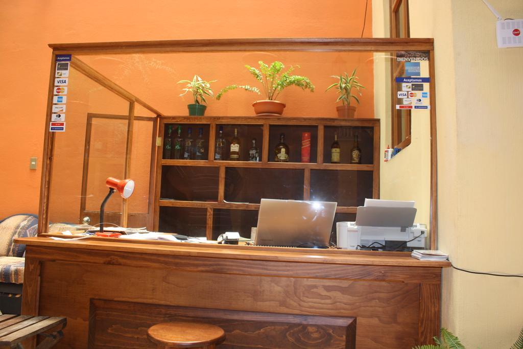 Hotel Kasa Kamelot Quetzaltenango Eksteriør bilde